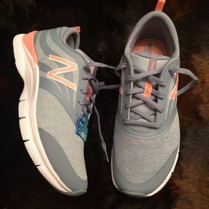 new balance 713 graphic trainer